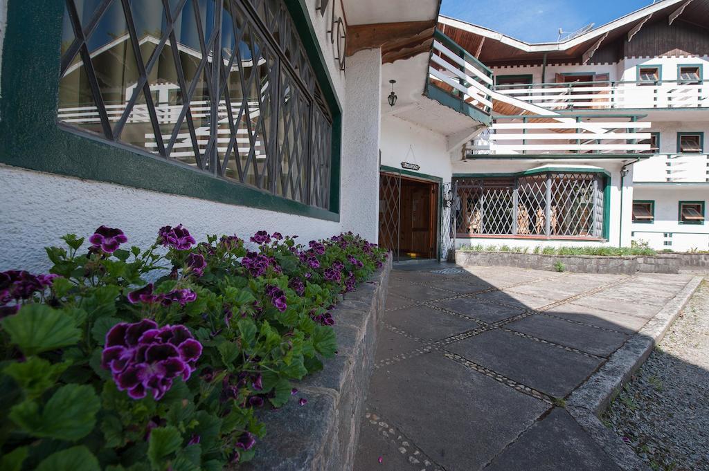 Hotel Vila Regina - Campos do Jordao — Photos 2